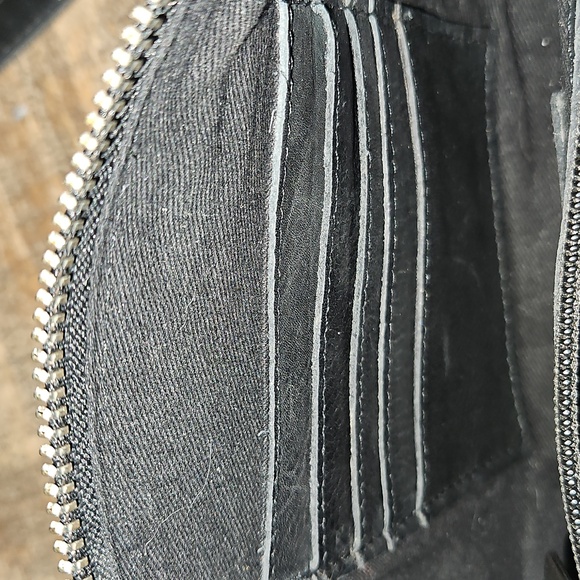 Latico Crosby Leather Sling Bag - Picture 3 of 12